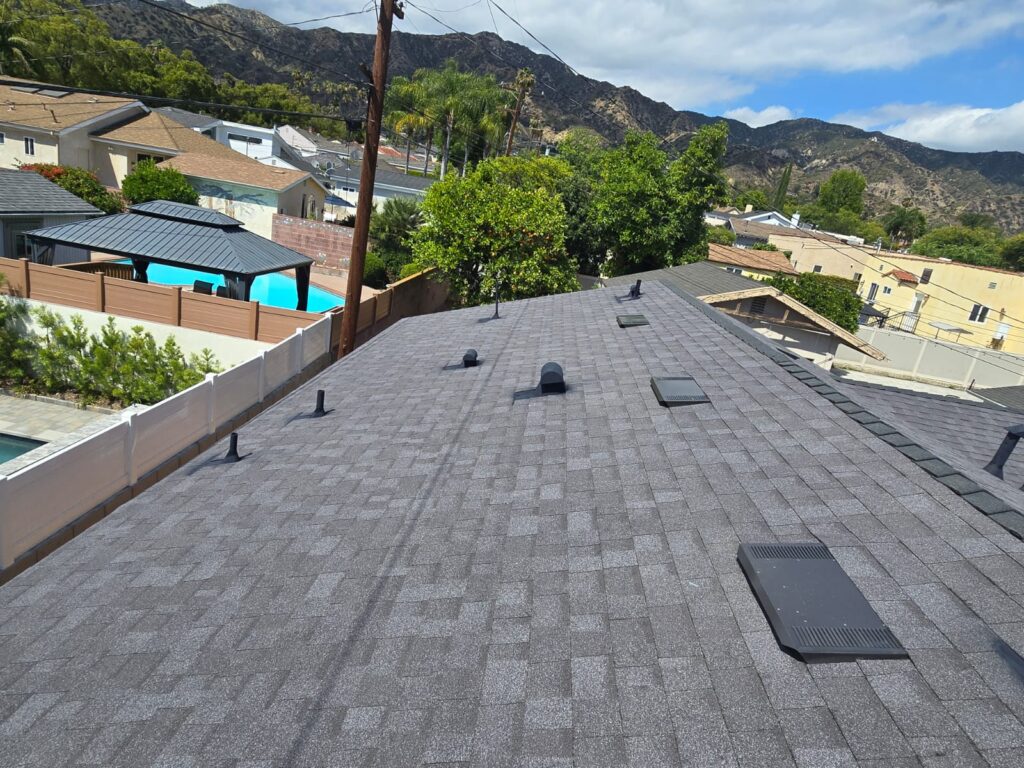 How Much Does It Cost to Replace a Shingle Roof in Los Angeles CA